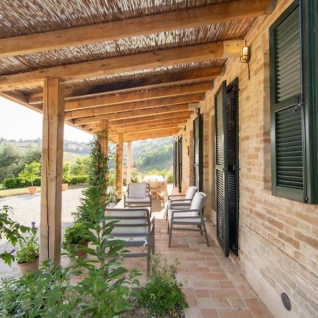 Casa Raffaela, Charming Villa With A Nice Pool Monte Giberto Екстериор снимка