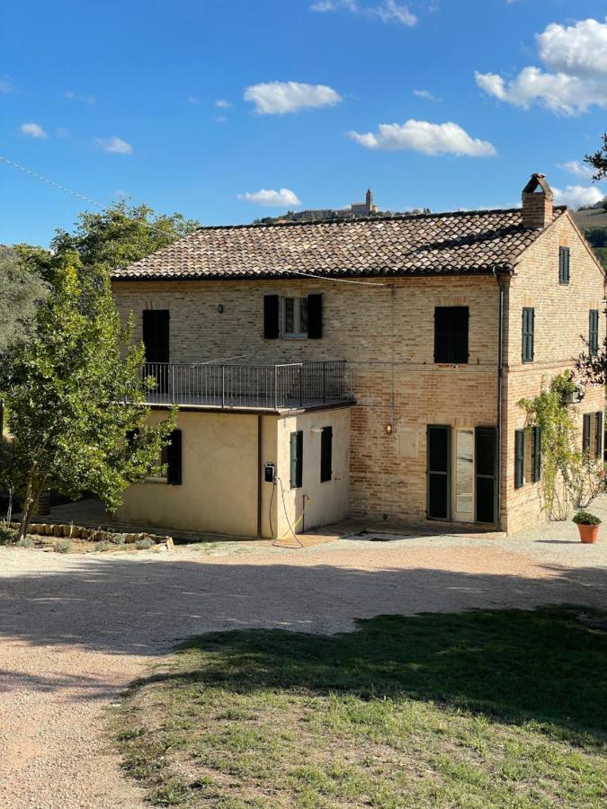 Casa Raffaela, Charming Villa With A Nice Pool Monte Giberto Екстериор снимка